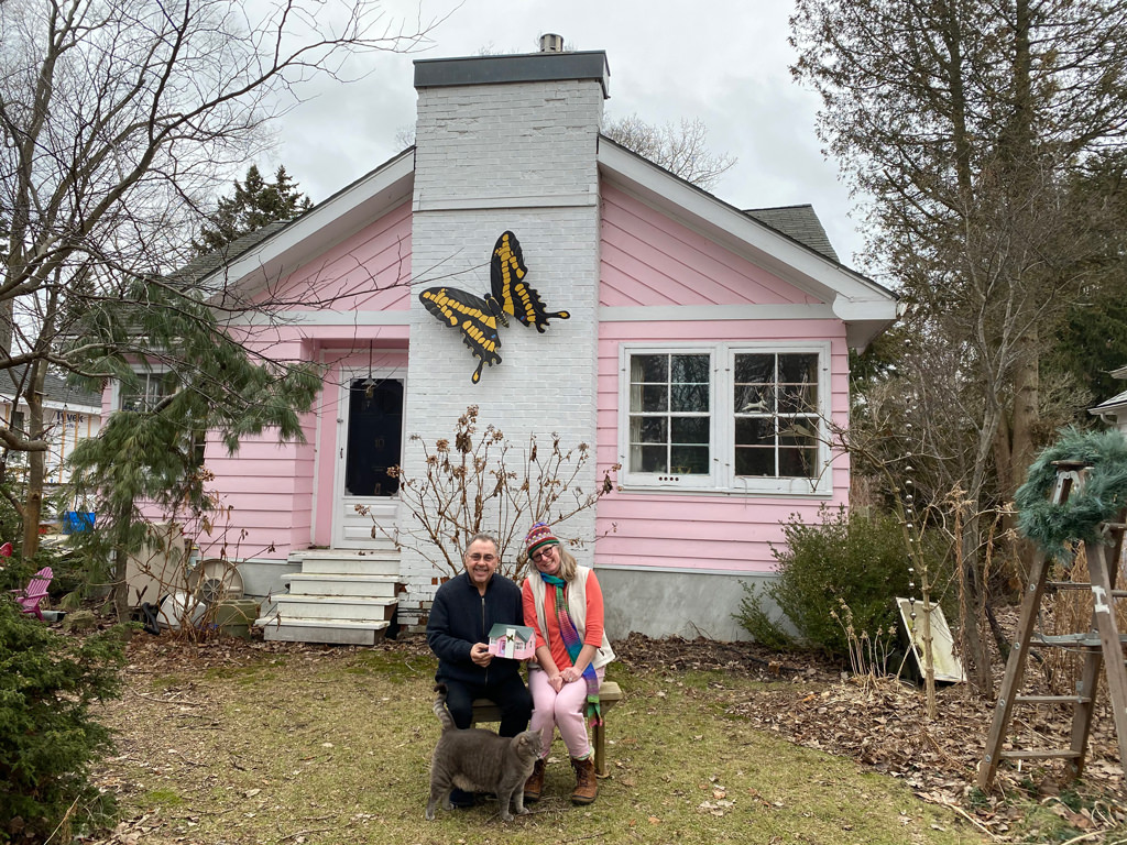 Kristin & Philip, exterior